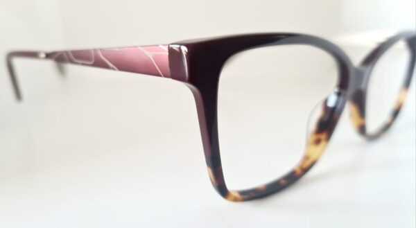 Armação Vermelho Marsala com Detalhes Marmorizados - Image 4